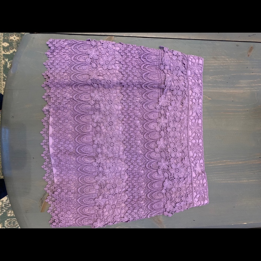 AE lace skirt